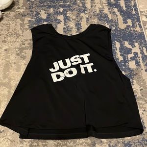 nike crop tank